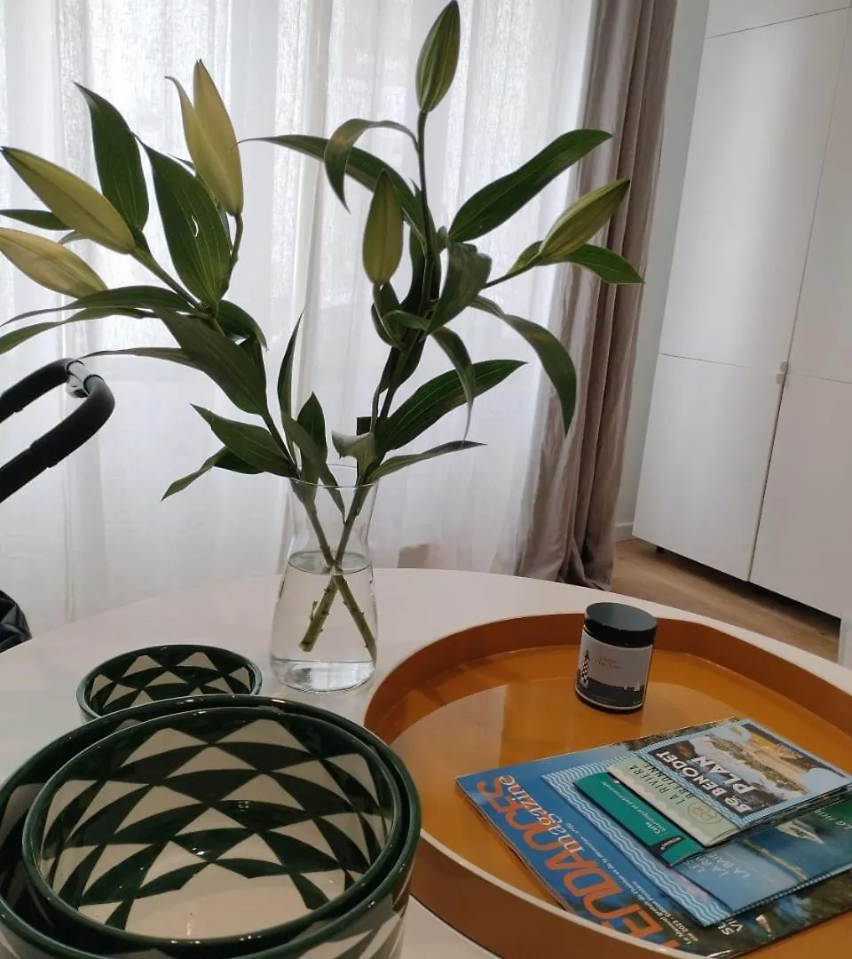 Bord De Mer Au Coeur De La Station Joli Duplex Contemporain Equipe 브노데 0*,  프랑스